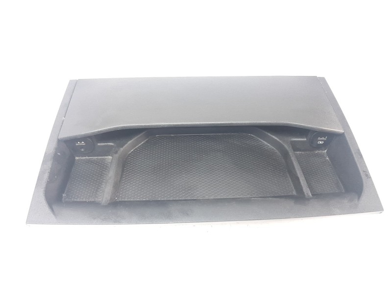 Recambio de moldura para iveco daily furgón 2.3 diesel referencia OEM IAM 5802059651EZ  