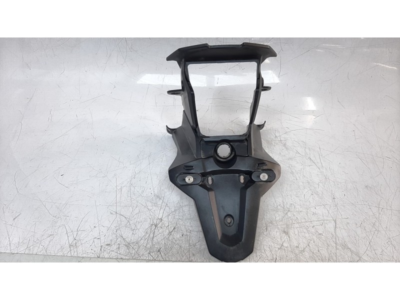 Recambio de moldura para triumph tiger 800 tiger 800 xca referencia OEM IAM T2303019  