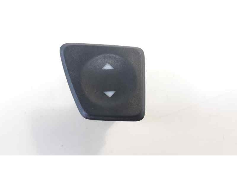 Recambio de mando elevalunas delantero izquierdo para fiat nuova 500 (150) lounge referencia OEM IAM 0735450601  