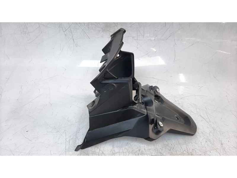 Recambio de moldura para triumph tiger 800 tiger 800 xca referencia OEM IAM T2303019  