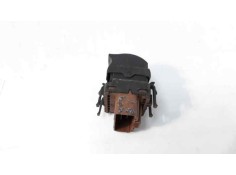 Recambio de mando elevalunas delantero izquierdo para renault megane ii familiar 2.0 referencia OEM IAM    2