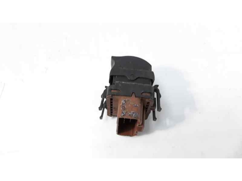 Recambio de mando elevalunas delantero izquierdo para renault megane ii familiar 2.0 referencia OEM IAM   