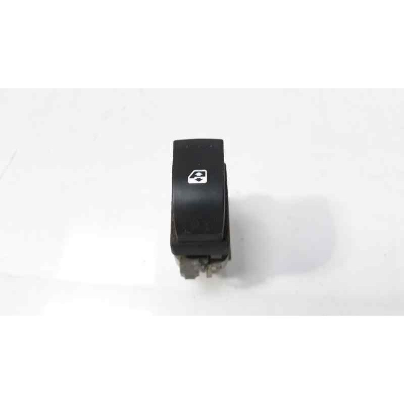 Recambio de mando elevalunas trasero izquierdo para renault megane ii familiar 2.0 referencia OEM IAM 8200315024 REN14380 