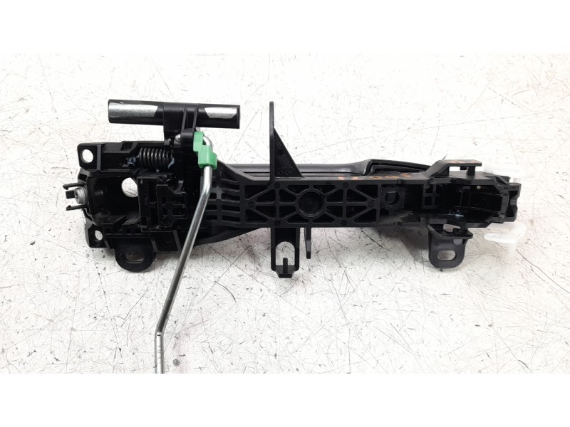 Recambio de maneta exterior delantera izquierda para toyota rav4 hybrid 4x2 advance referencia OEM IAM 6921030400A1  
