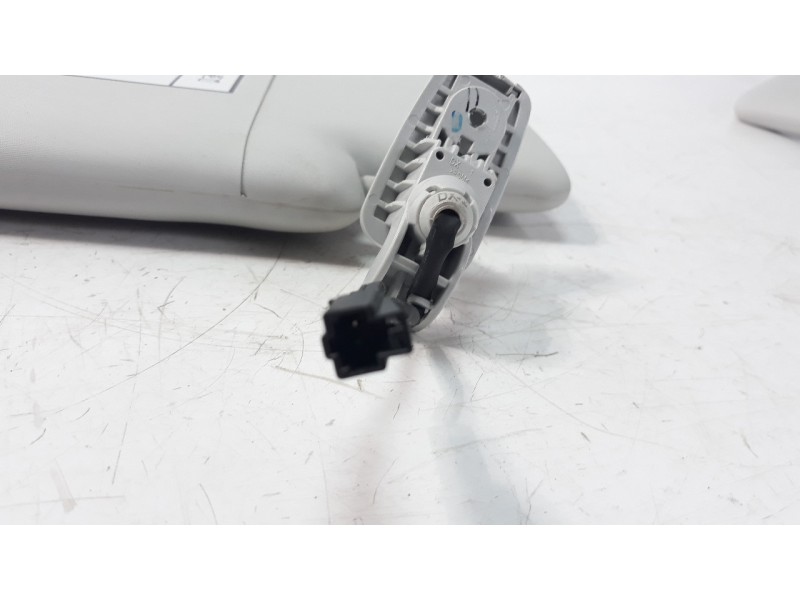 Recambio de parasol derecho para jeep renegade 1.6 m-jet cat referencia OEM IAM 5VW55MS7AA  