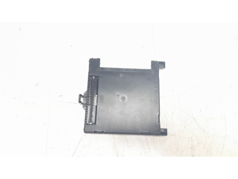 Recambio de modulo electronico para toyota rav 4 referencia OEM IAM 8922142300  