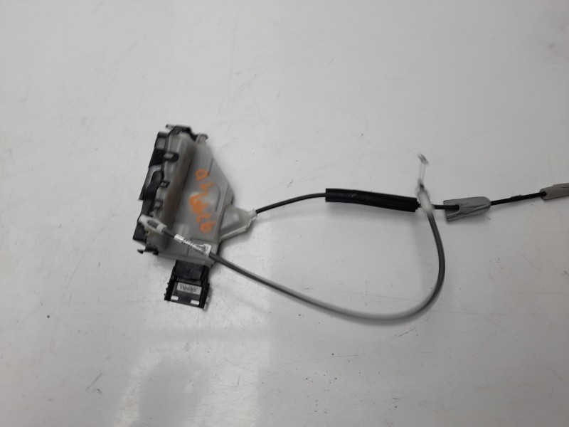 Recambio de cerradura puerta trasera derecha para citroen c3 elle referencia OEM IAM 98416942941  