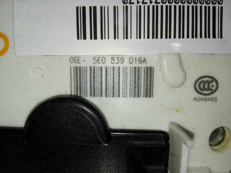 Recambio de cerradura puerta trasera derecha para skoda octavia combi (5e5) ambition referencia OEM IAM 5E0893016A  