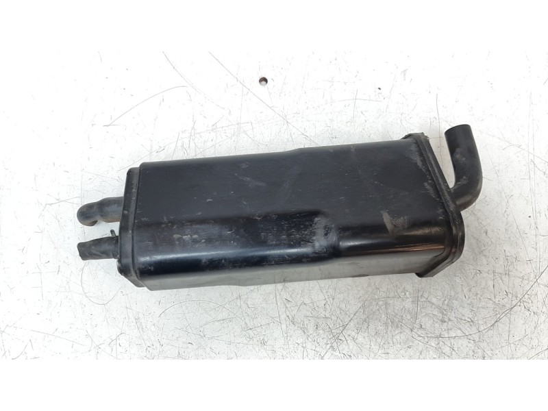 Recambio de filtro carbono activo para triumph tiger 800 tiger 800 xca referencia OEM IAM T2403010  