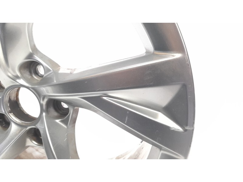 Recambio de llanta para audi a4 berlina (8wc) 35 tdi s line referencia OEM IAM 8W0601025EJ  