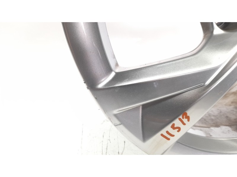 Recambio de llanta para audi a4 berlina (8wc) 35 tdi s line referencia OEM IAM 8W0601025EJ  