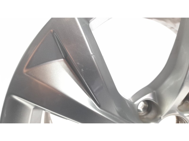 Recambio de llanta para audi a4 berlina (8wc) 35 tdi s line referencia OEM IAM 8W0601025EJ  