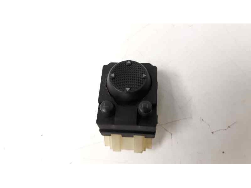 Recambio de mando retrovisor para volkswagen golf iii berlina (1h1) 1.8 referencia OEM IAM 1H0959565  