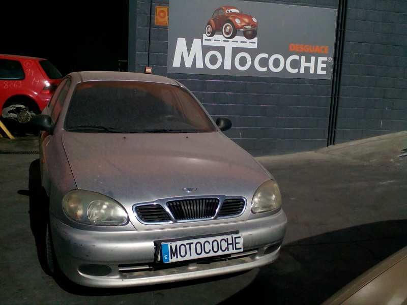daewoo lanos del año 2000