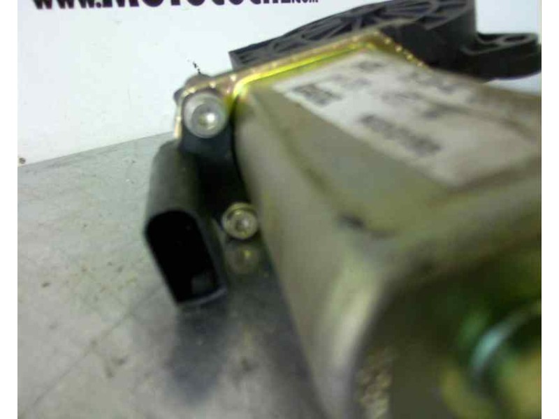 Recambio de motor elevalunas delantero derecho para ford fiesta (cbk) referencia OEM IAM 2S5114553AA 9030195 