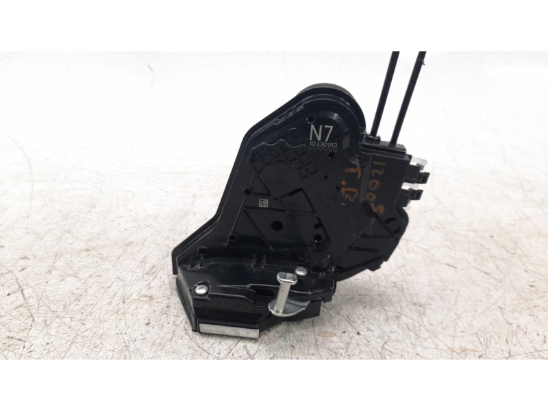 Recambio de cerradura puerta trasera derecha para toyota rav4 hybrid 4x2 advance referencia OEM IAM 6700342191  