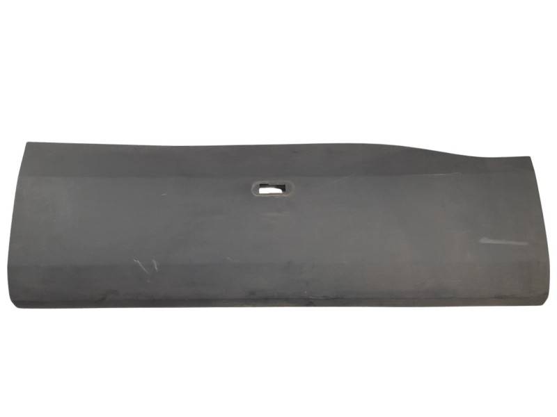 Recambio de moldura para iveco daily furgón 2.3 diesel referencia OEM IAM 5801811168  