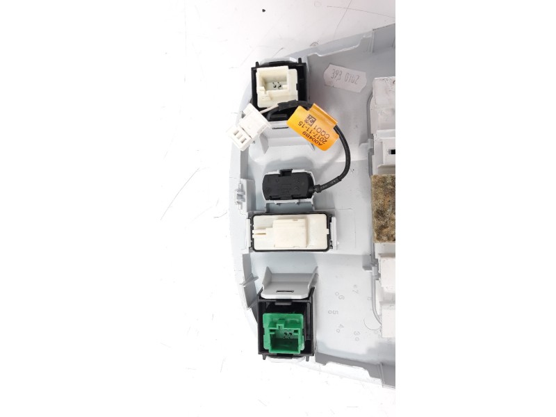 Recambio de luz interior para peugeot 308 1.2 12v e-thp referencia OEM IAM 9677821777  