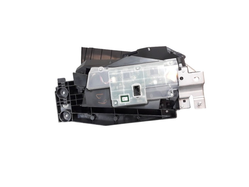 Recambio de pantalla multifuncion para mazda 3 berlina (bp) referencia OEM IAM BDGJ2105733  