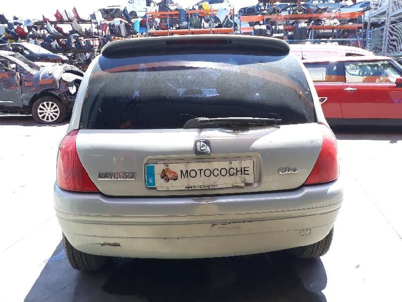 renault clio ii fase i (b/cbo) del año 2000