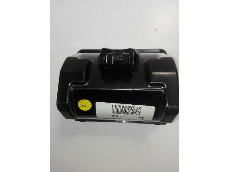 Recambio de guantera para skoda octavia combi (5e5) ambition referencia OEM IAM 5E0863284B  