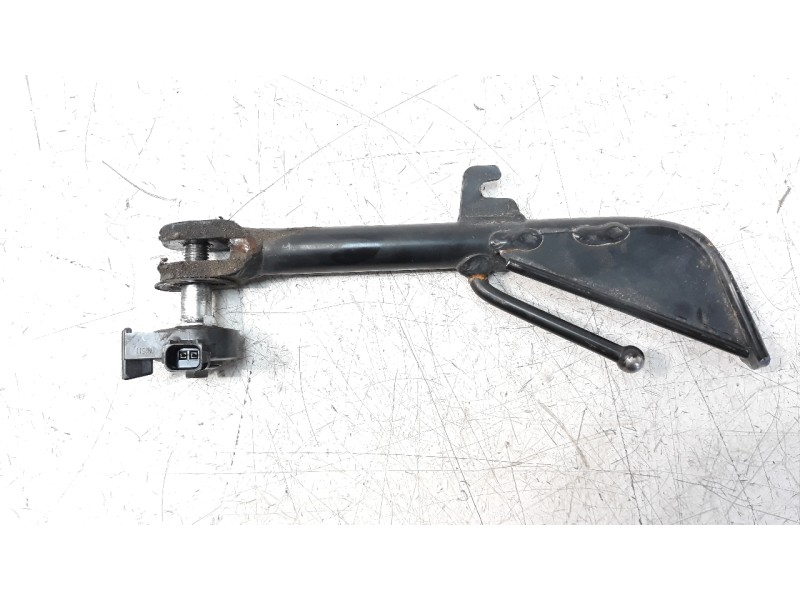 Recambio de caballete lateral para honda forza 125 forza 125 referencia OEM IAM 50530K40F60  