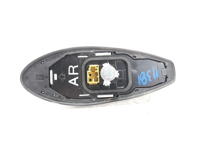 Recambio de antena para toyota corolla (e21) referencia OEM IAM 8676002090  