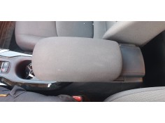 Recambio de apoyabrazos central para toyota corolla (e21) referencia OEM IAM 5890502F60C0   2