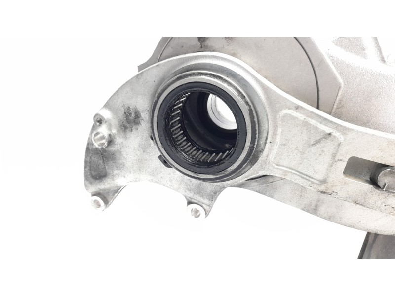 Recambio de puente trasero para honda cb 1000 r cb 1000r referencia OEM IAM 52200MKJD00  