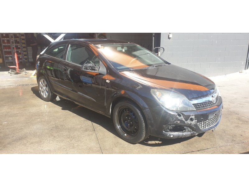 opel astra gtc del año 2008