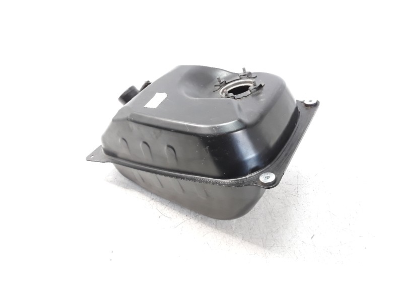 Recambio de deposito combustible para honda forza 125 forza 125 referencia OEM IAM 17510K0BT00  