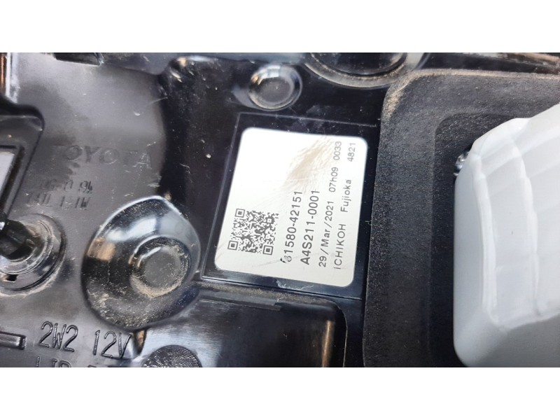 Recambio de piloto trasero derecho interior para toyota rav4 hybrid 4x2 advance referencia OEM IAM 8158042151  
