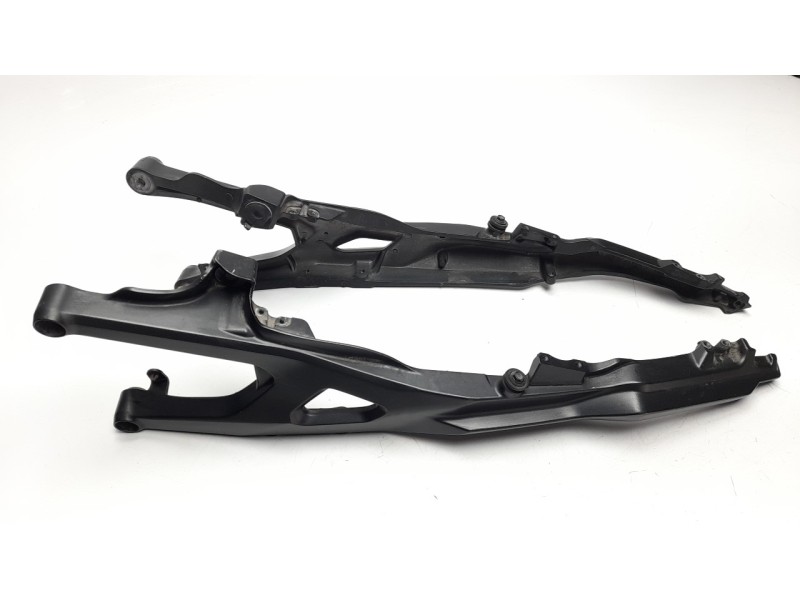 Recambio de subchasis trasero para honda cb 1000 r cb 1000r referencia OEM IAM 50200MKJD00ZA  