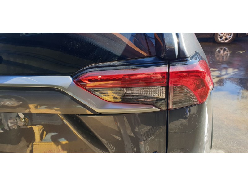 Recambio de piloto trasero derecho interior para toyota rav4 hybrid 4x2 advance referencia OEM IAM 8158042151  