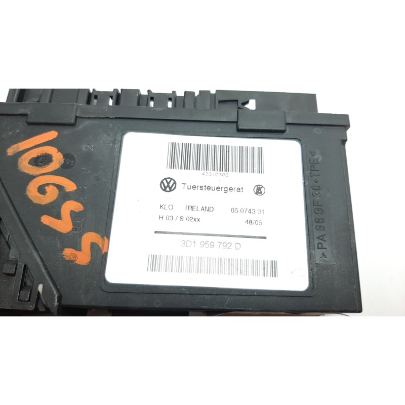 Recambio de motor elevalunas delantero derecho para volkswagen touareg (7la) 3.2 v6 24v referencia OEM IAM 3D1959792D  