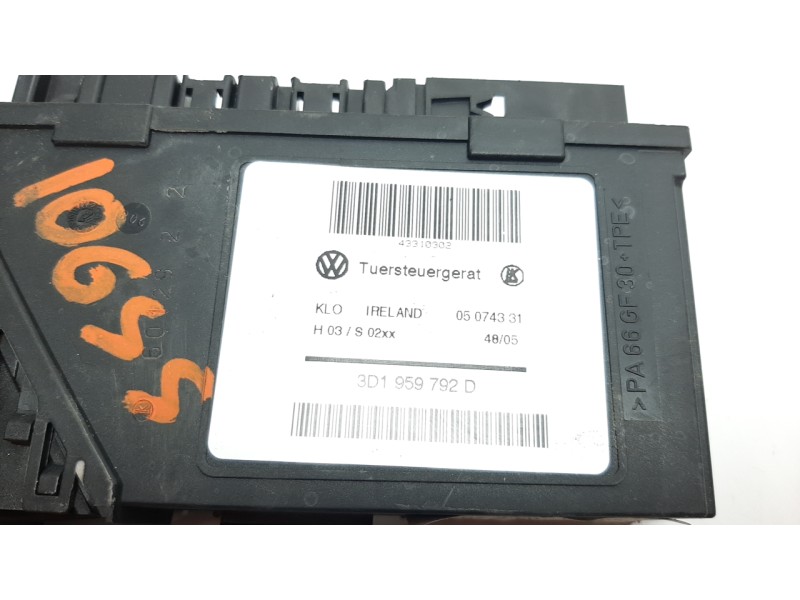 Recambio de motor elevalunas delantero derecho para volkswagen touareg (7la) 3.2 v6 24v referencia OEM IAM 3D1959792D  