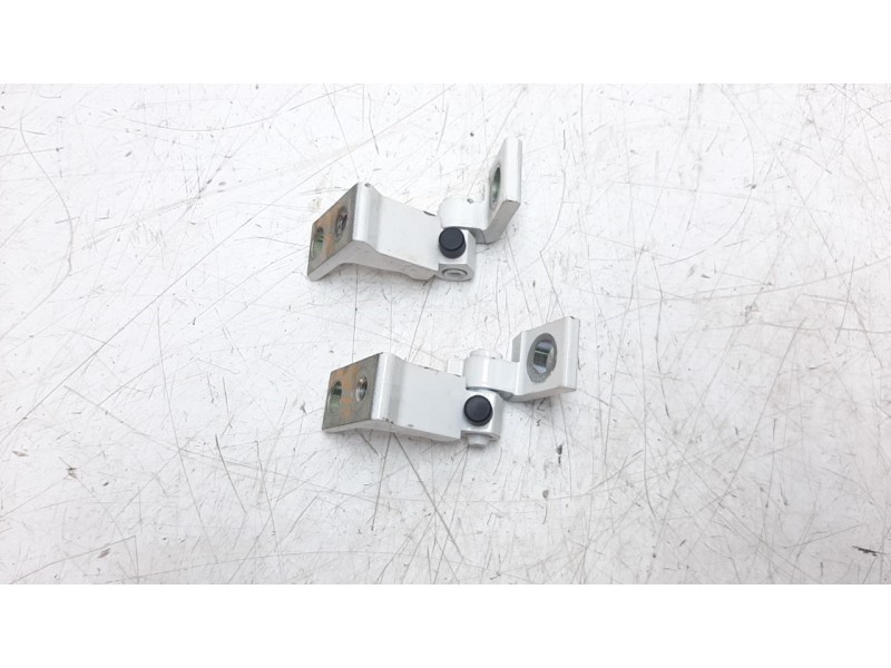 Recambio de retenedor puerta para seat leon (5f1) 1.2 tsi referencia OEM IAM 8X4833406A  