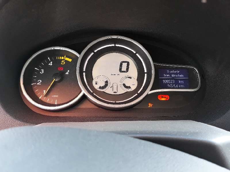 renault megane iii berlina 5 p del año 2011