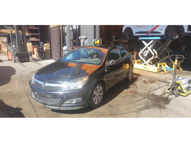 opel astra gtc del año 2008