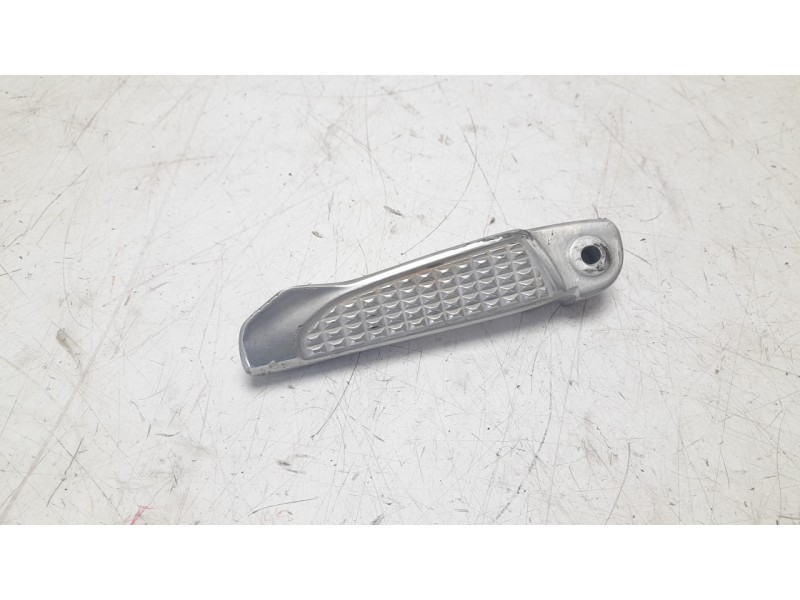 Recambio de estribo para honda forza 125 forza 125 referencia OEM IAM 50730K40F00  