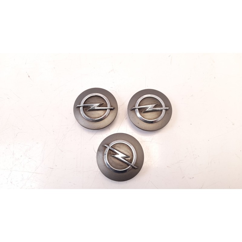 Recambio de tapacubos para opel zafira tourer 1.4 16v turbo cat (a 14 net / luj) referencia OEM IAM 13276166  