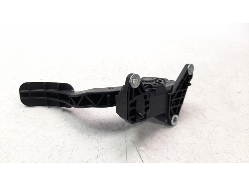 Recambio de potenciometro pedal para toyota corolla (e21) referencia OEM IAM 7811002211  