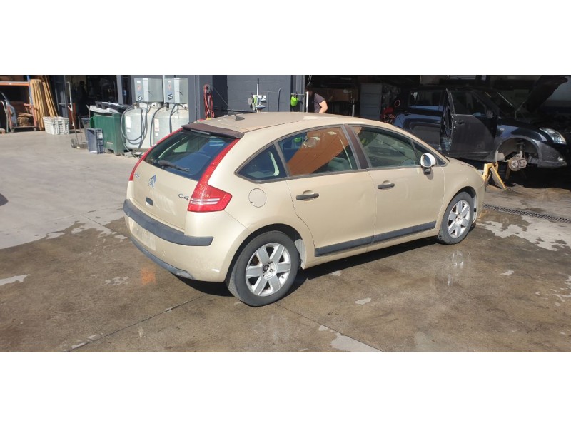 citroen c4 berlina del año 2006