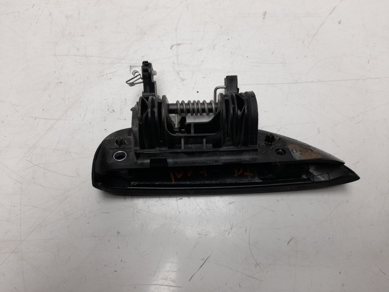 Recambio de maneta exterior delantera izquierda para dacia sandero 1.5 dci diesel fap cat referencia OEM IAM 806070421R  
