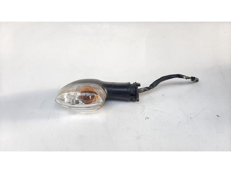 Recambio de piloto delantero derecho para yamaha mt-07 mt-07 referencia OEM IAM 1WS8332000  