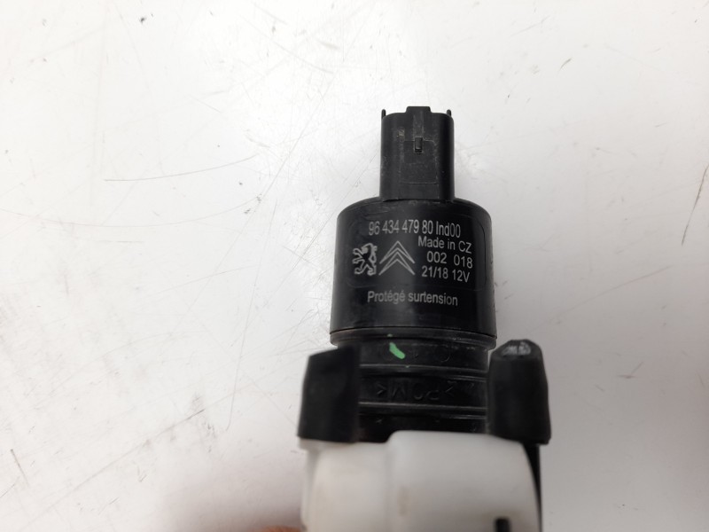Recambio de bomba limpia para citroen c4 cactus 1.2 12v e-thp / puretech referencia OEM IAM 9643447980  