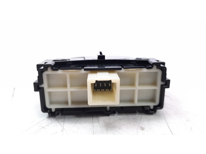 Recambio de interruptor para toyota corolla (e21) referencia OEM IAM 75L678  