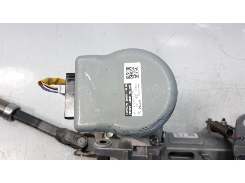 Recambio de columna direccion para toyota corolla (e21) referencia OEM IAM 4525002P90 4520A02630 