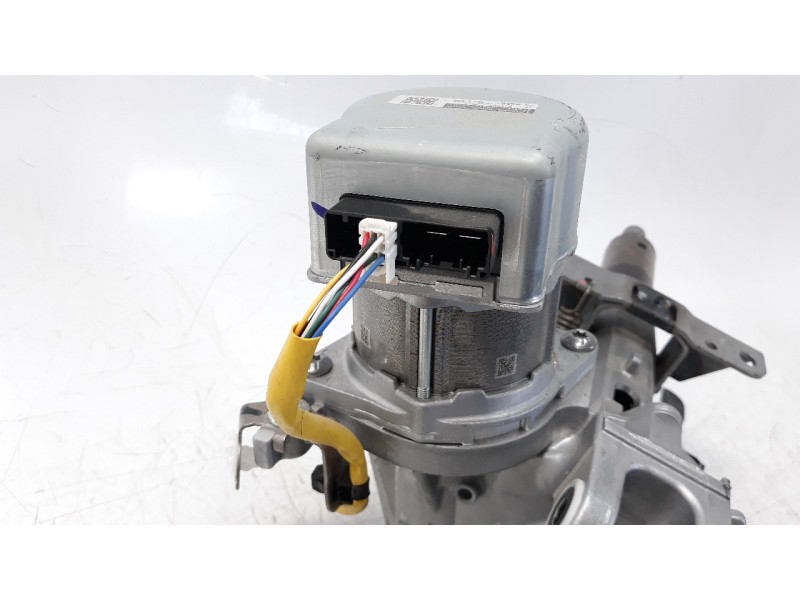 Recambio de columna direccion para toyota corolla (e21) referencia OEM IAM 4525002P90 4520A02630 