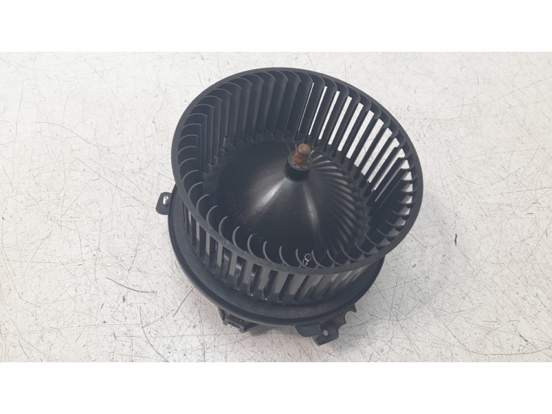 Recambio de ventilador calefaccion para audi a4 berlina (8wc) 35 tdi s line referencia OEM IAM 4M1820021C  